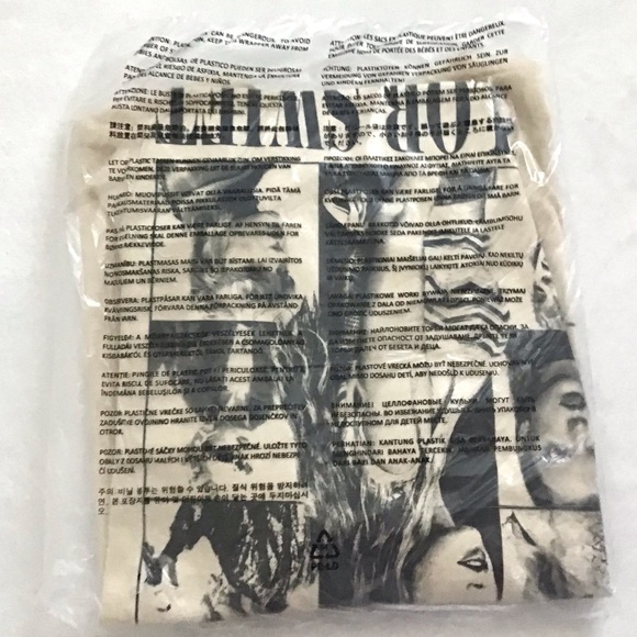 Taylor Swift Eras Tour Official Tee Top Merch New With Tag - Picture 2 of 3